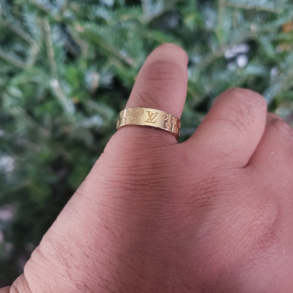 Custom-made Stainless Ring - Picture 8 of 8